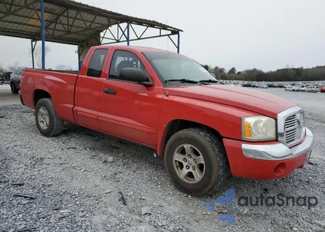 2006 Dodge Dakota Laramie z USA, uszkodzony, nr VIN 1D7HE52N86S509301